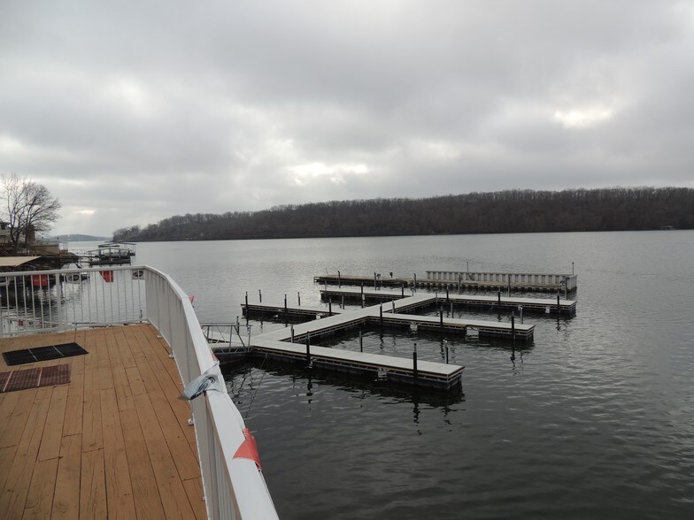 More Photos Of 27485 Cross Ln, Barnett Restaurant For Sale