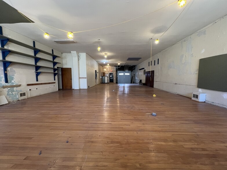 More Photos Of 1708 Logan St, Cincinnati Apartments For Lease