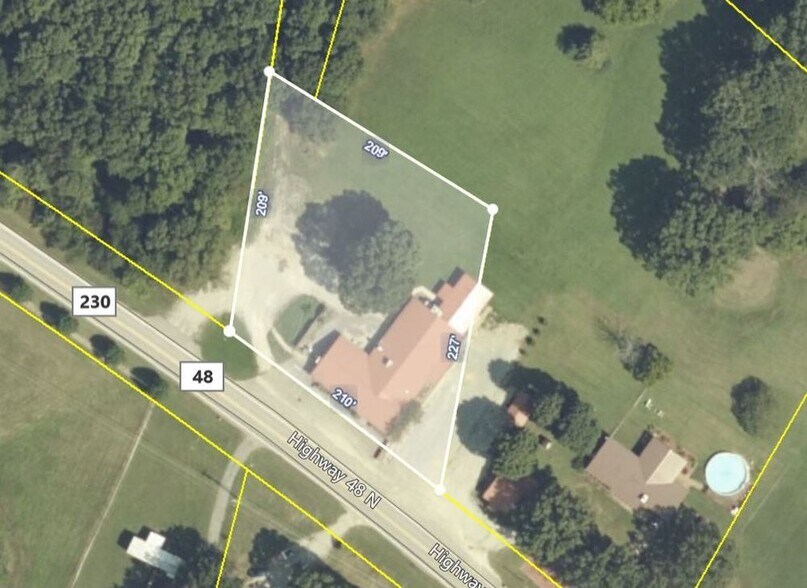 More Photos Of 2848 Highway 48 N, Nunnelly Restaurant For Sale