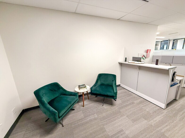 More Photos Of 510 Burrard St, Vancouver Office For Lease