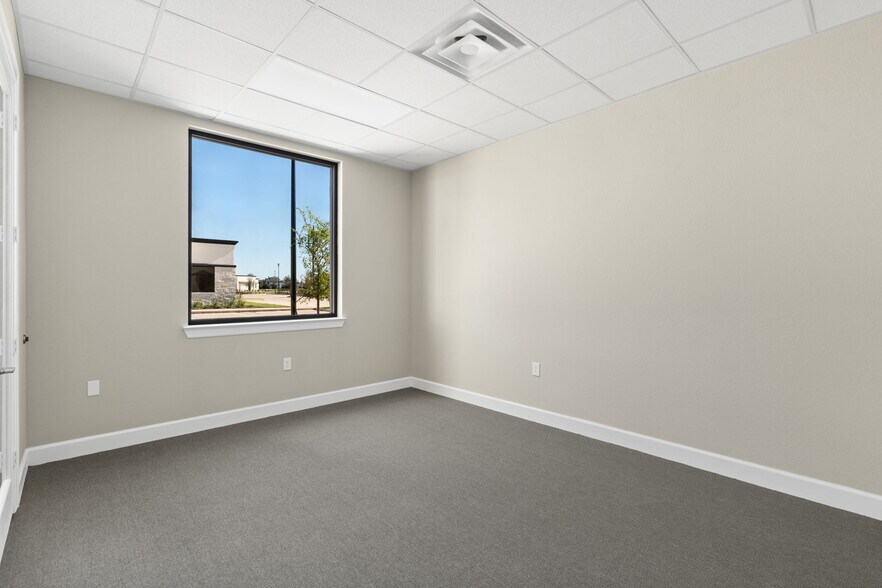 More Photos Of 5501 Cabrera dr, Sugar Land Medical For Lease