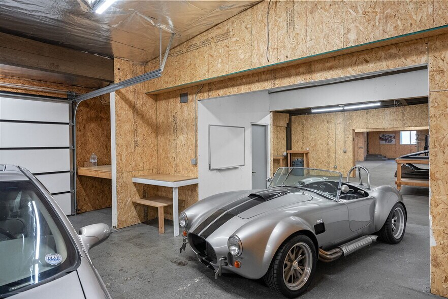 More Photos Of 5244 Vineland Ave, North Hollywood Loft Creative Space For Sale