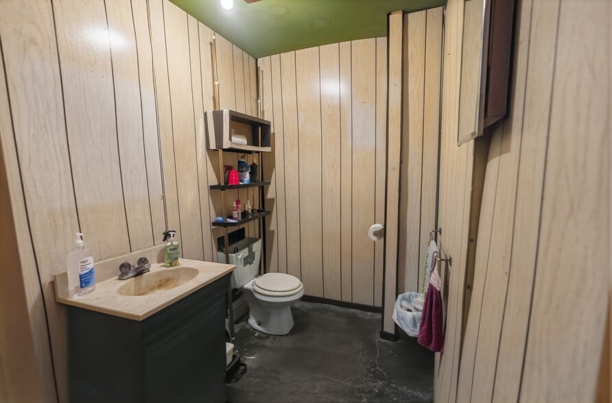More Photos Of 120 N Main St, Medford Storefront For Sale