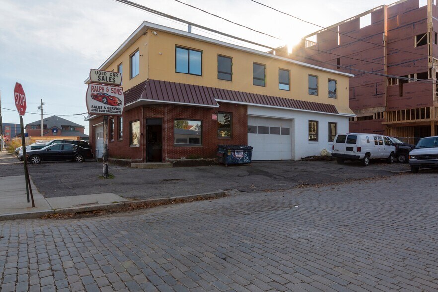 71 BATTEY ST  