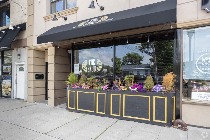 More Photos Of 1941 Wantagh Ave, Wantagh Storefront Retail Office For Lease