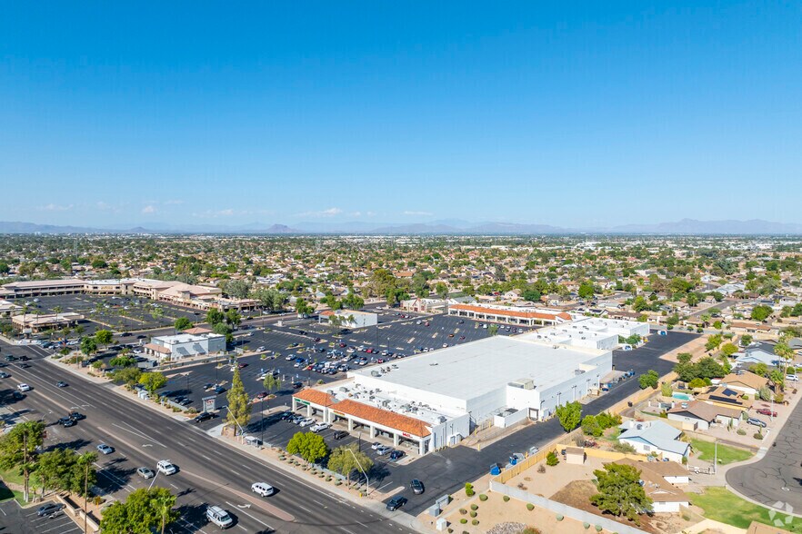 More Photos Of 947-981 W Elliot Rd, Chandler Unknown For Lease