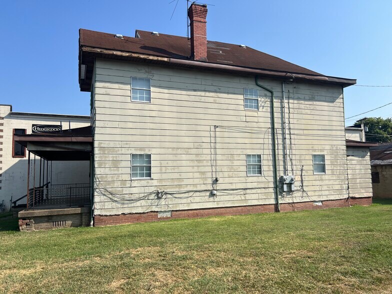 More Photos Of , Huntington Multifamily For Sale