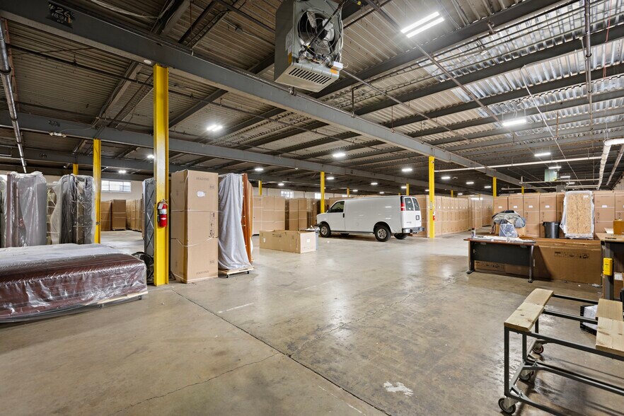 More Photos Of 178 Commerce Rd, Carlstadt Manufacturing For Sale