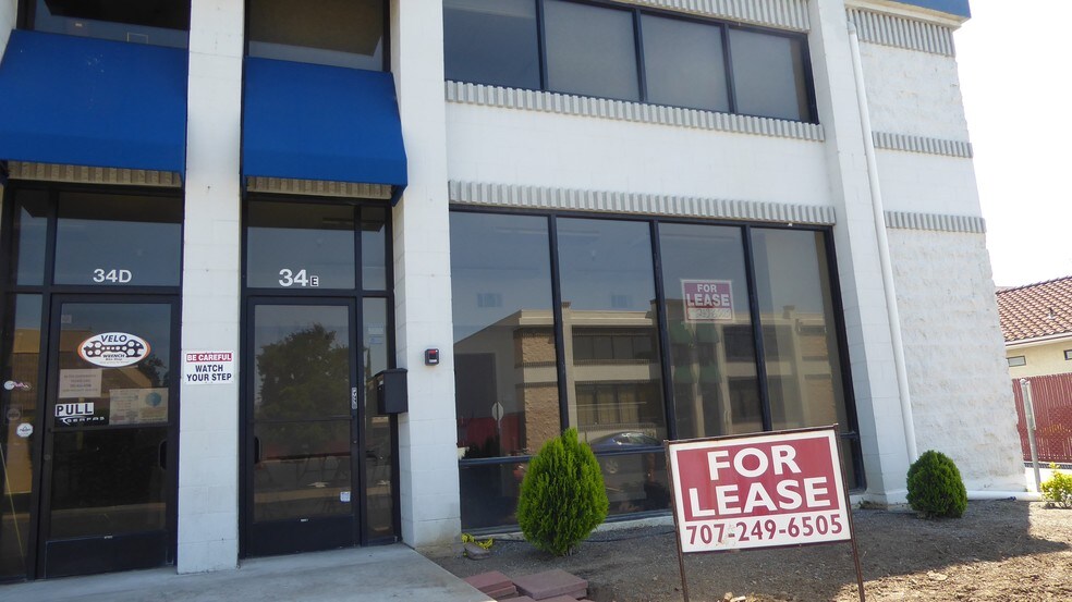 More Photos Of 34 Union Way, Vacaville Flex For Lease