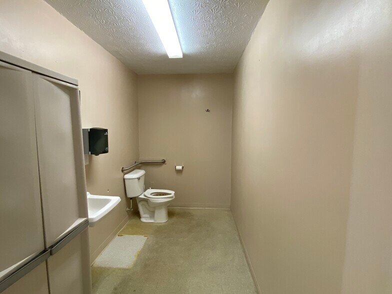 More Photos Of 10070 Us Highway 1 S, Saint Augustine Freestanding For Sale