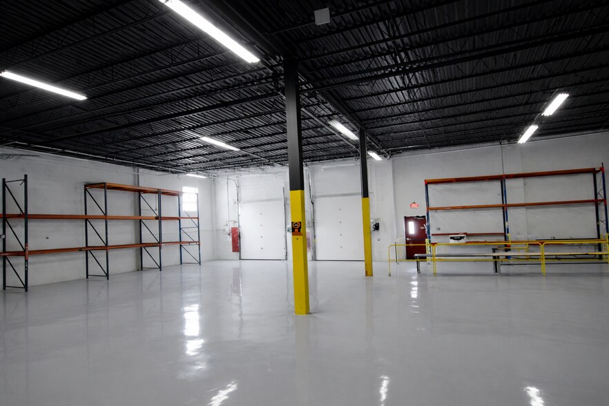 More Photos Of 36 Pine St, Rockaway Warehouse For Lease