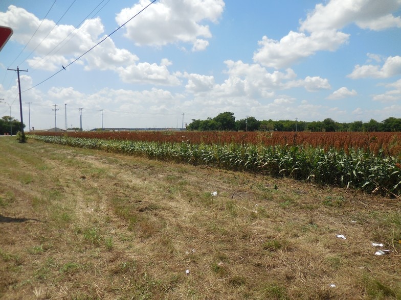 More Photos Of IH 10 & Bus 123, Seguin Land For Sale