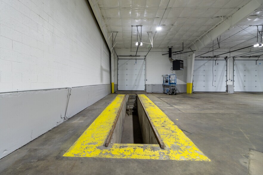 More Photos Of 525 E Clark St, Pocatello Auto Repair For Lease