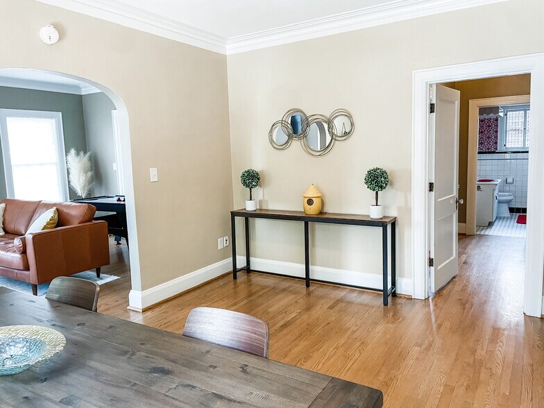 More Photos Of 2120 N Ocoee St, Cleveland Apartments For Sale