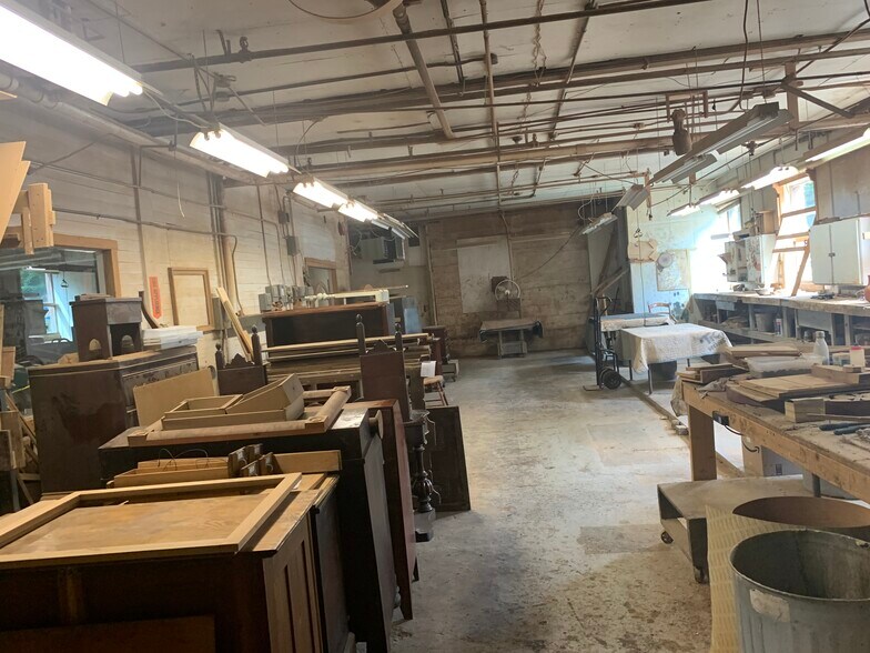 More Photos Of 47 N Main St, Honeoye Falls Flex For Sale