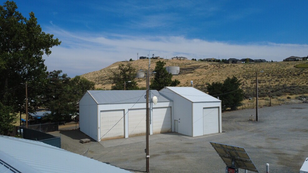 More Photos Of 6095 W Van Giesen St, West Richland Industrial For Sale