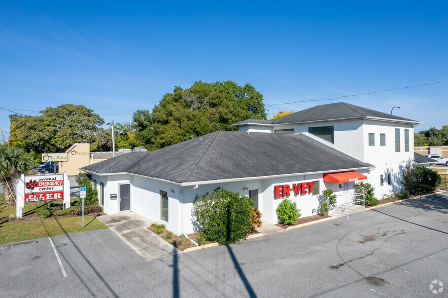 Primary Photo Of 7313 Lake Underhill Rd, Orlando Freestanding For Sale