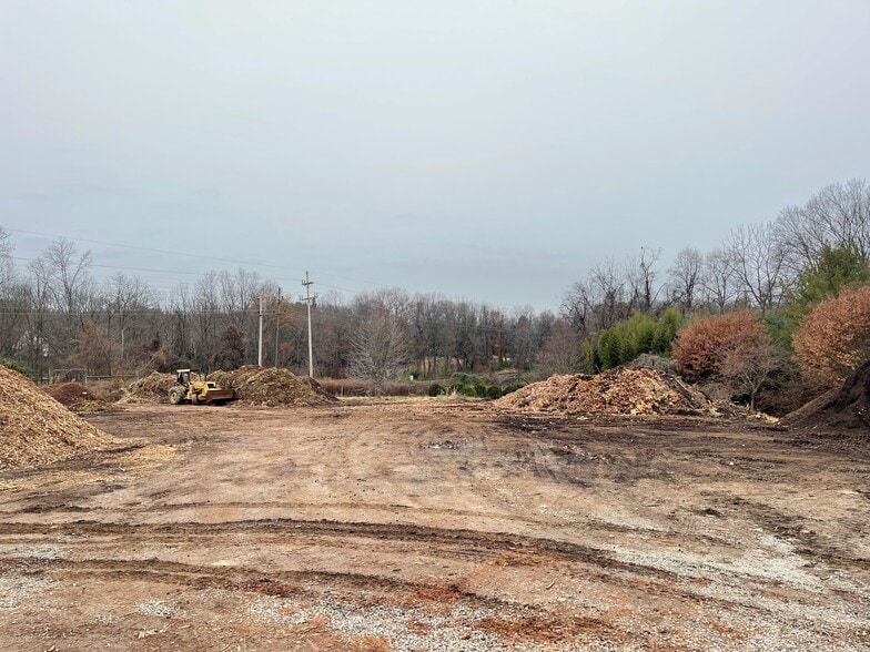 More Photos Of 1473 US Highway 22 E, Annandale Land For Lease