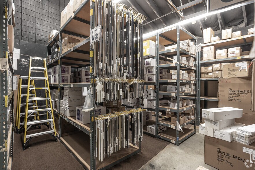 More Photos Of 18989 Hawthorne Blvd Beach, Redondo Beach Freestanding For Lease