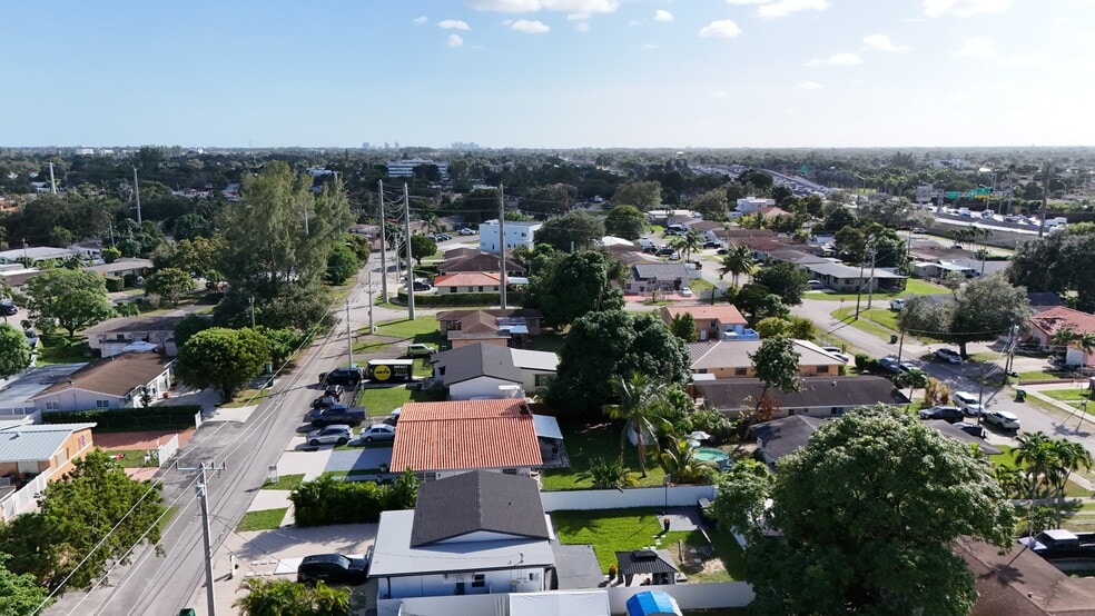 More Photos Of 7610 W Flagler St, Miami Land For Lease