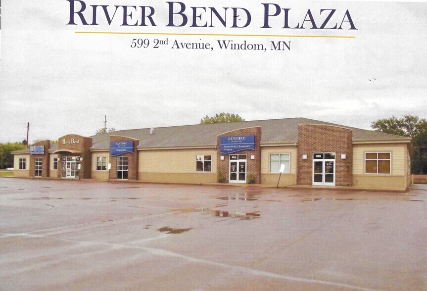 Primary Photo Of 579 2nd Ave N, Windom Storefront For Lease
