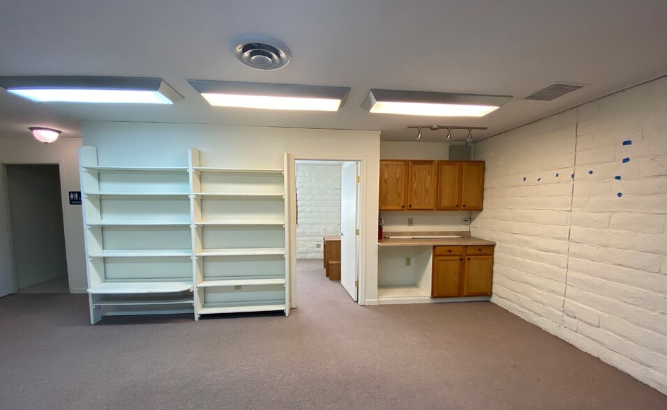 More Photos Of 170 E Cotati Ave, Cotati Office For Sale