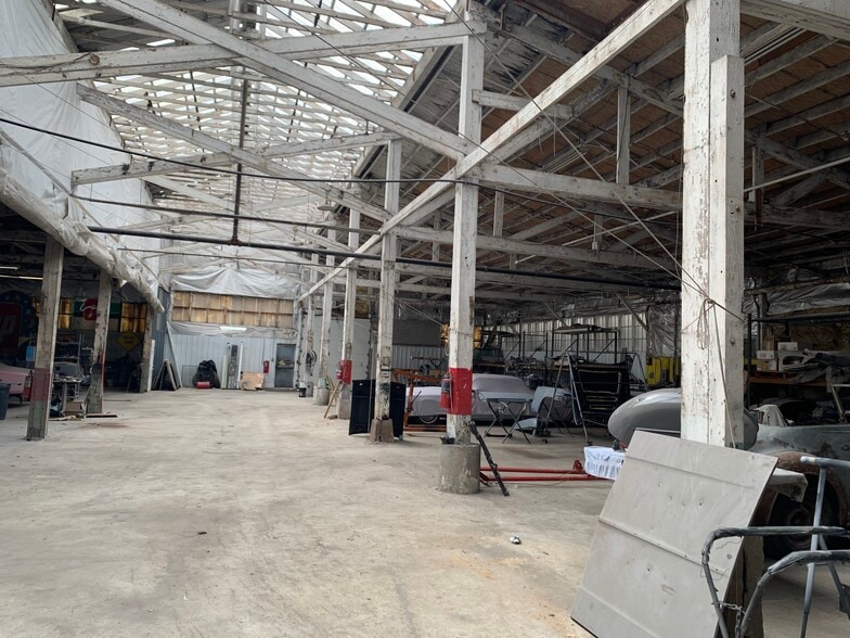 More Photos Of 1 Glass St, Bridgeton Warehouse For Sale