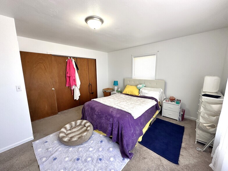 More Photos Of 309 8th St, Hugo Apartments For Sale