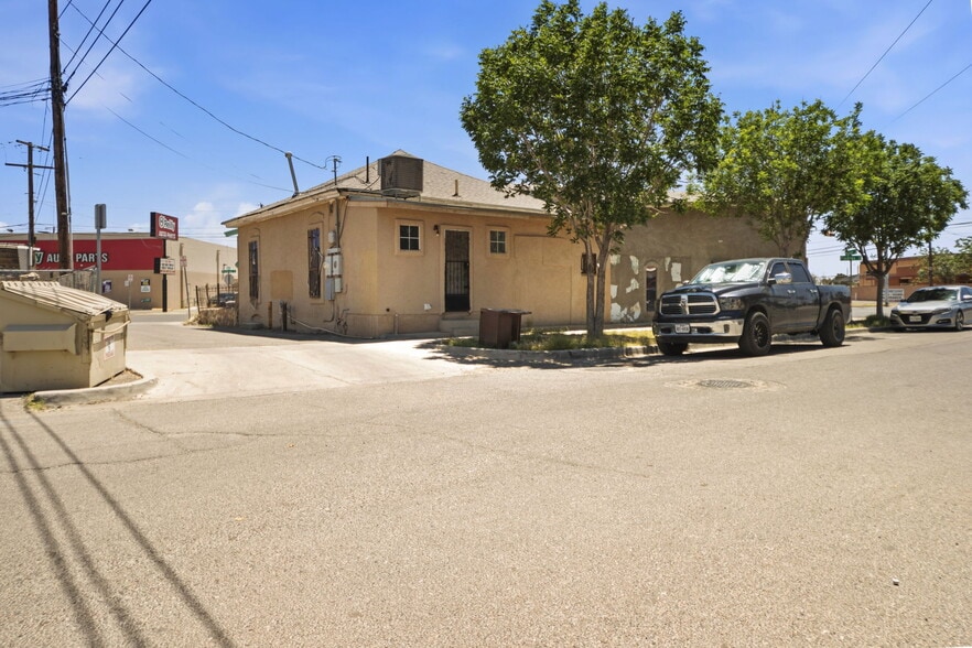 More Photos Of 211 S Piedras, El Paso Loft Creative Space For Sale