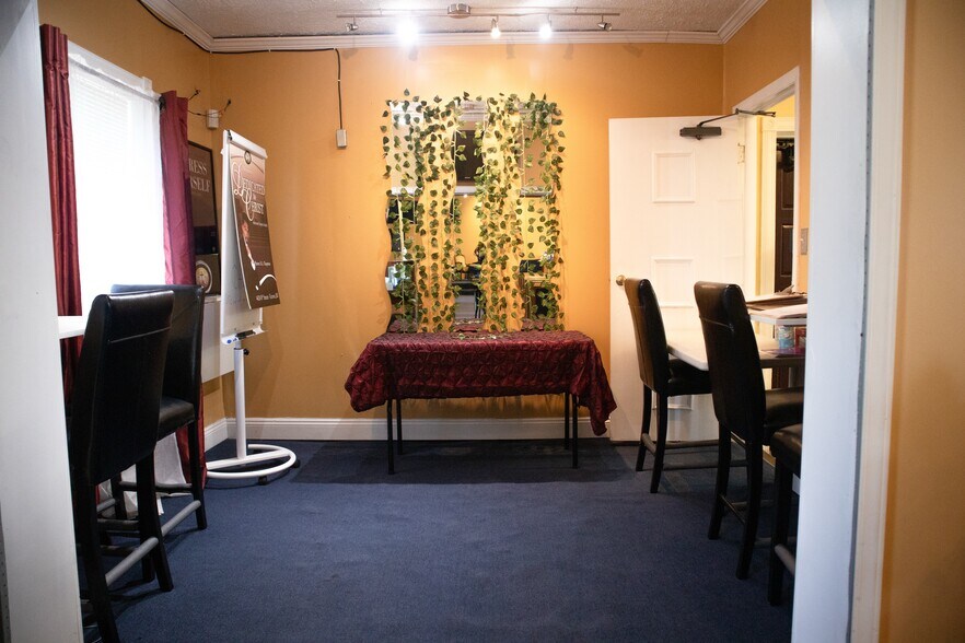 More Photos Of 4424 8th St, Ecorse Religious Facility For Sale