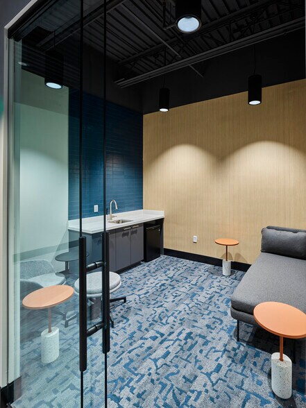 More Photos Of 10451 NW 117th Ave, Miami Coworking Space