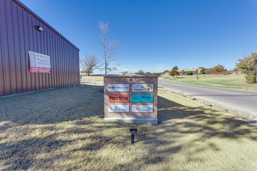 More Photos Of 416 Commerce St, Azle Storefront Retail Office For Sale