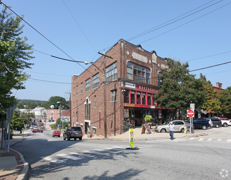 Primary Photo Of 112 Main St, Putnam Storefront Retail Office For Lease