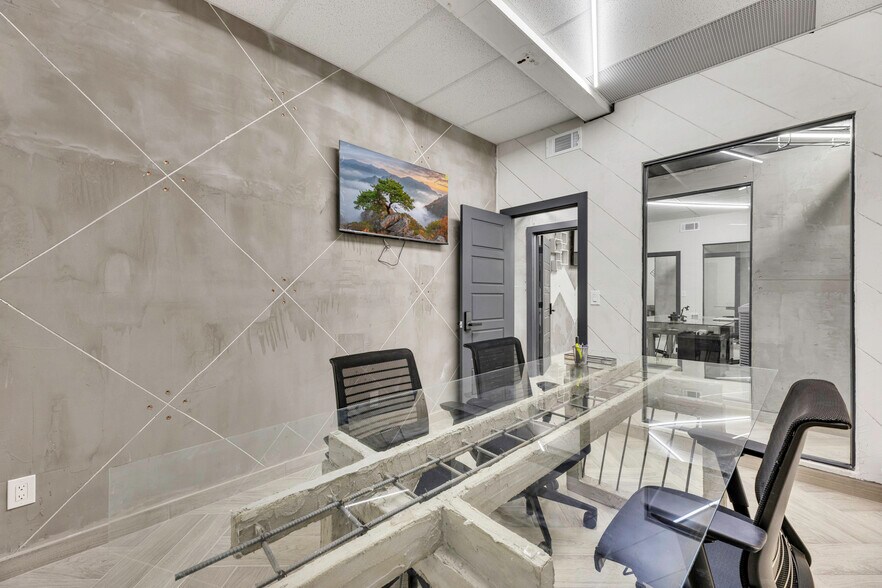 More Photos Of 1528 E Yandell Dr, El Paso Loft Creative Space For Sale