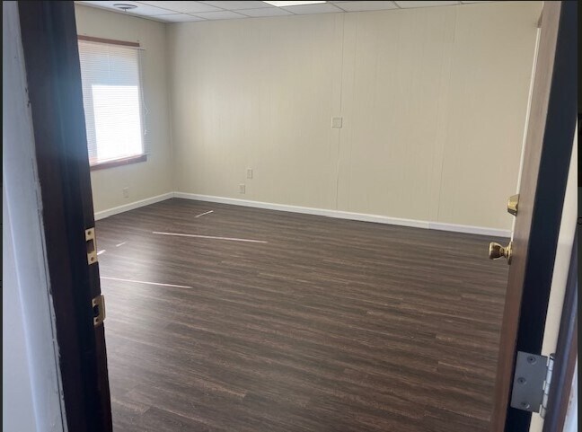 More Photos Of 1984 Indianapolis Rd, Crawfordsville Flex For Lease