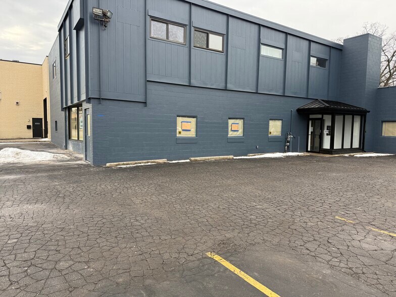 More Photos Of 359 Livernois St, Ferndale Office For Lease