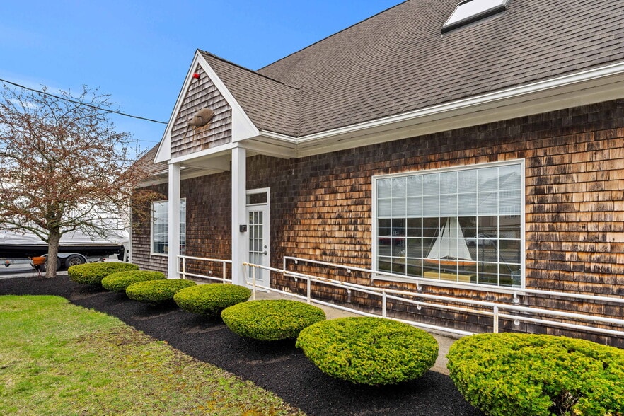 More Photos Of 112 Liberty St, Danvers Marina For Sale
