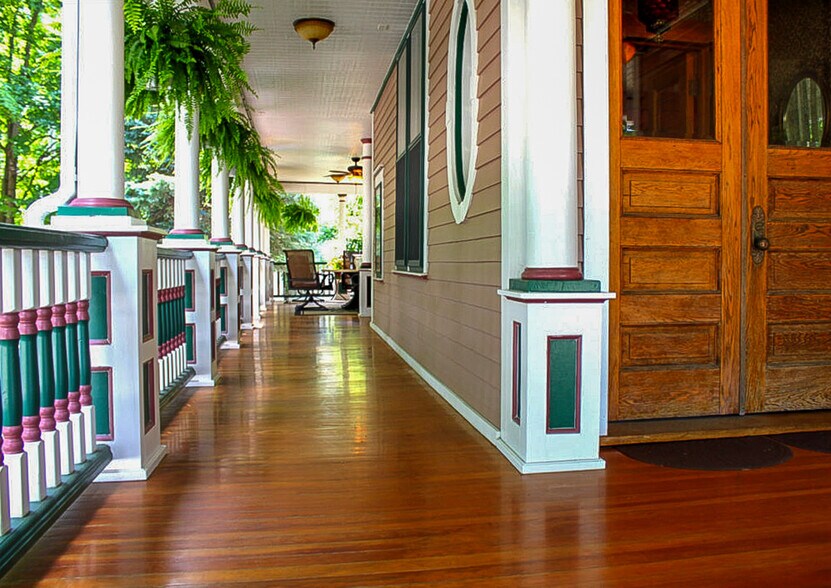 More Photos Of 103 N Almer St, Caro Hospitality For Sale