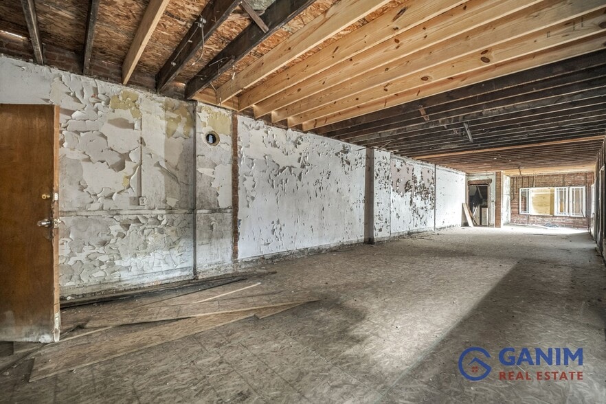 More Photos Of 13515 Saint Clair Ave, Cleveland Apartments For Sale