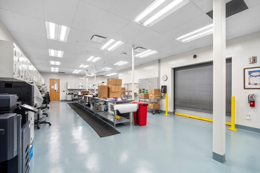 More Photos Of 560 Eccles Ave, South San Francisco Research And Development For Sale