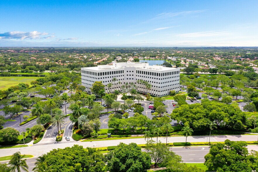 More Photos Of 1000 Sawgrass Corporate Pkwy, Sunrise Office For Lease