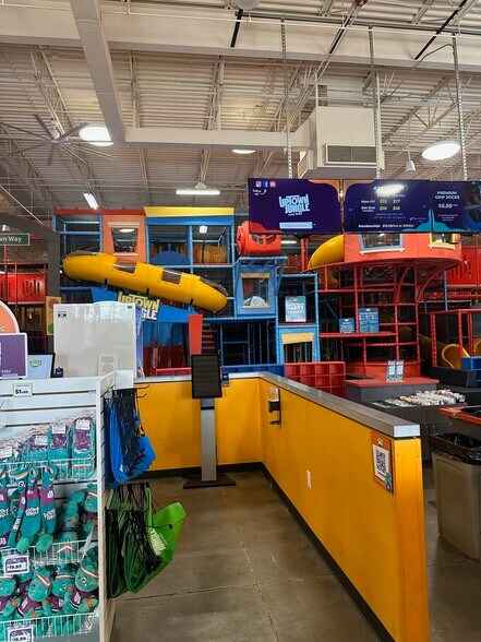 More Photos Of 6310 S 35th Ave, Phoenix Freestanding For Sale