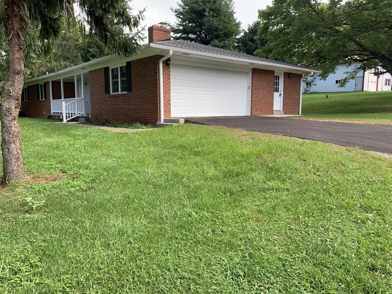 More Photos Of 9215 Baltimore National Pike, Middletown Specialty For Sale