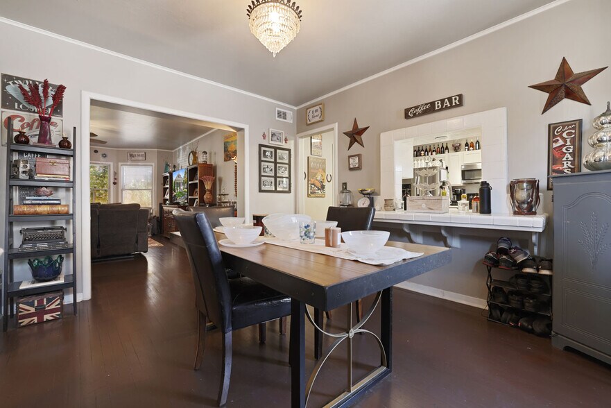 More Photos Of 411 Crane Ave, Turlock Office For Sale