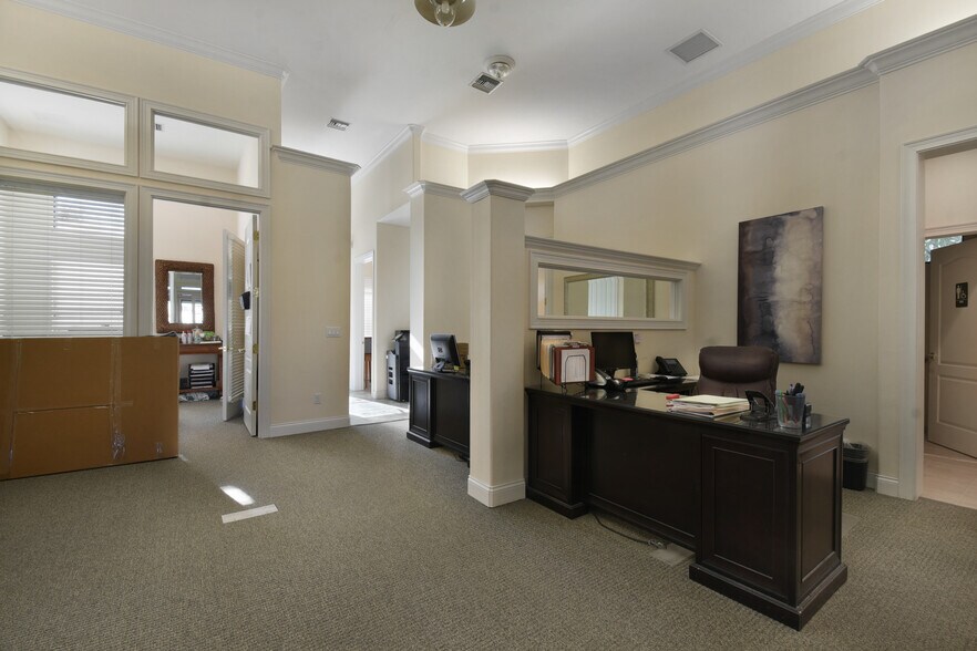 More Photos Of 509 Anastasia Blvd, Saint Augustine Loft Creative Space For Lease