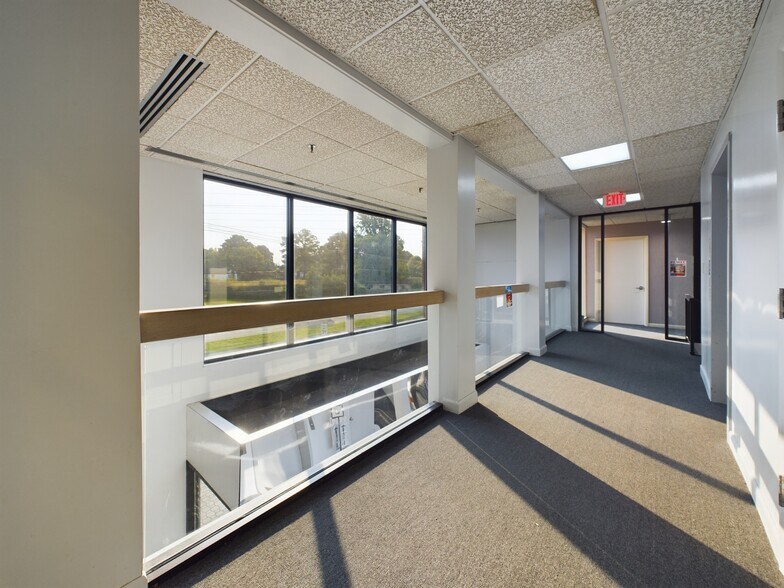 More Photos Of 5511 Princess Anne Rd, Virginia Beach Office For Sale