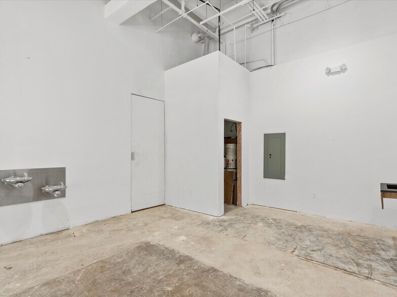 More Photos Of 1231 14th St, Miami Beach Storefront Retail Office For Lease