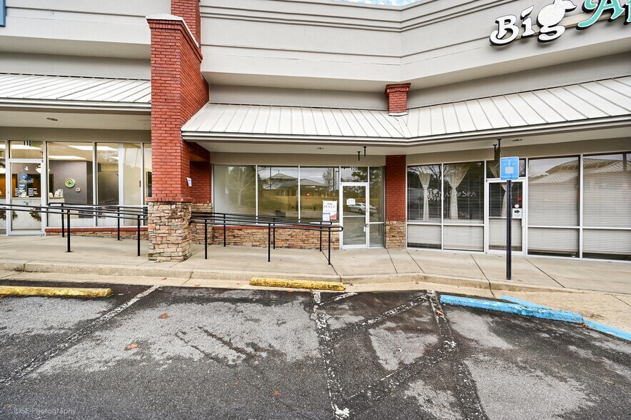 More Photos Of 3760 Sixes Rd, Canton Unknown For Lease