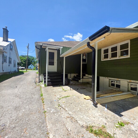 More Photos Of 318 Harding St, Danville Apartments For Sale
