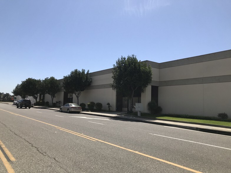 Primary Photo Of 1830 Lockwood St, Oxnard Warehouse For Lease
